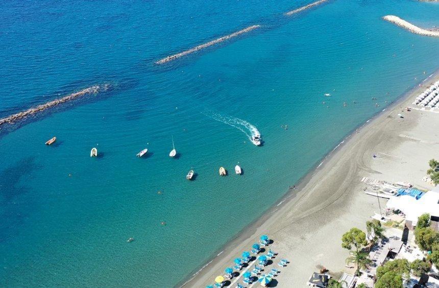 Kanika Beach apartment Limassol Bagian luar foto
